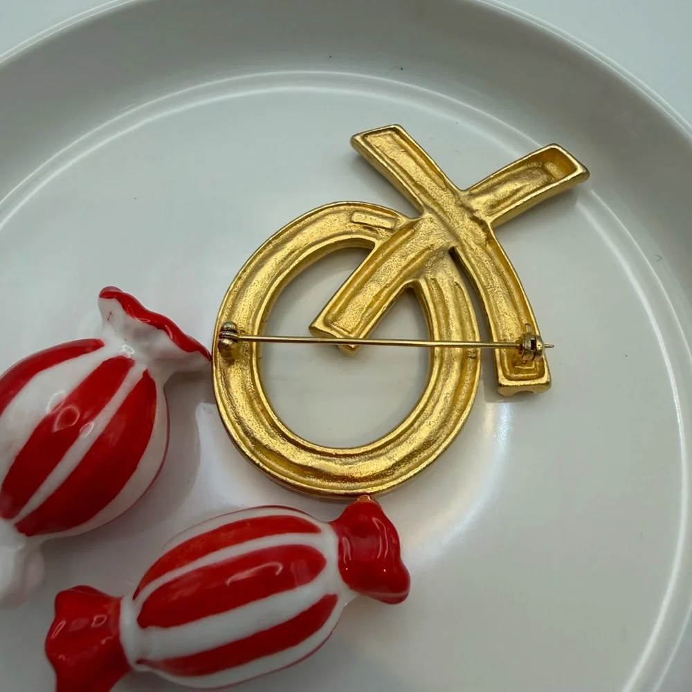 Vintage AJC XO Kisses and Hugs Brooch